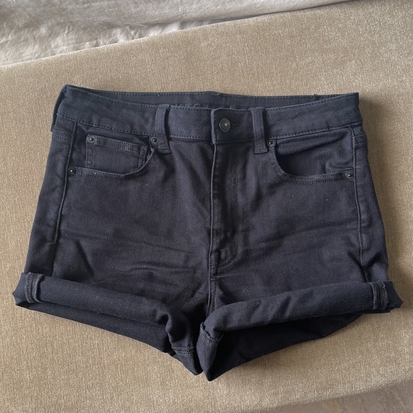 American Eagle Super High Rise Shorts - Black - Picture 2 of 9